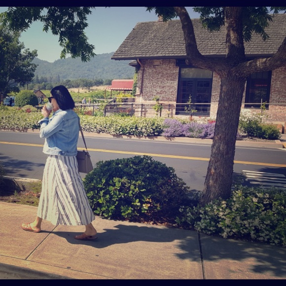 Meet your Posher, Ria - Picture 1 of 1